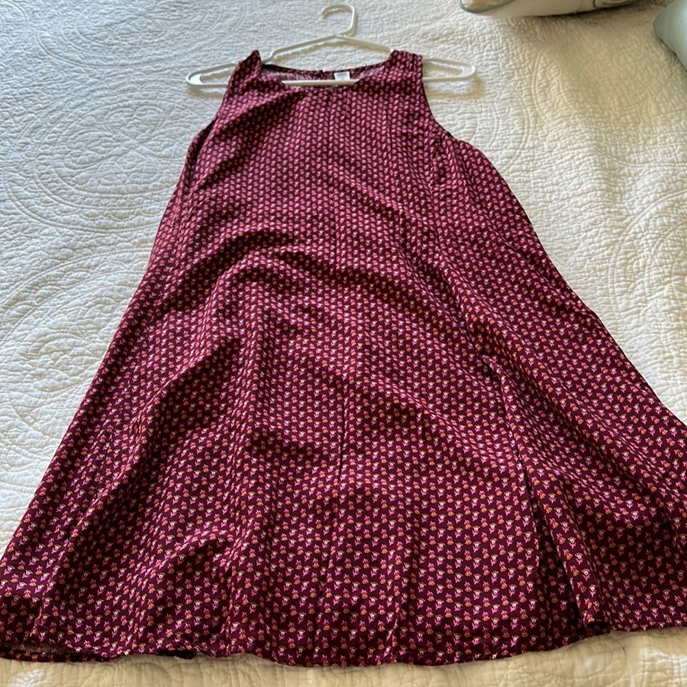Old Navy darted in back dress
